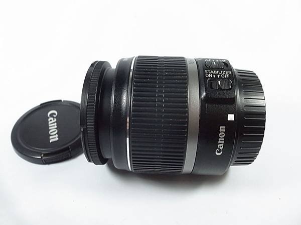 Canon EF-S 18-55mm F3.5-5.6 IS