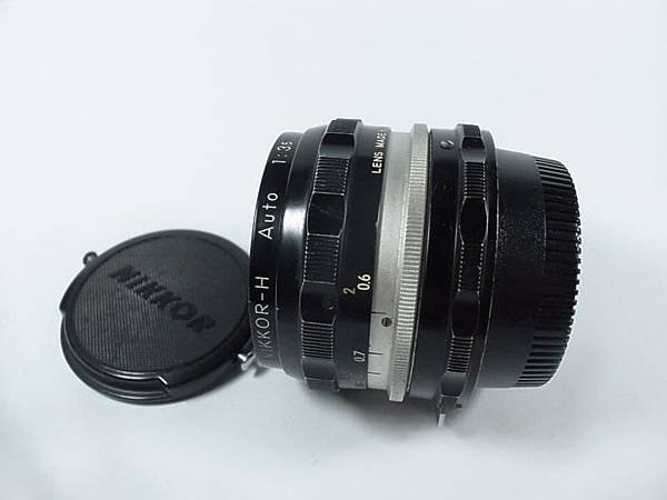 Nikon non AI 28mm F2.8-04.JPG