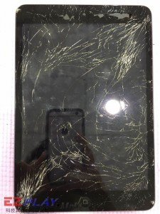 5災情不斷！寶貝球沒丟中寶可夢，iphone6S面板倒是先破了