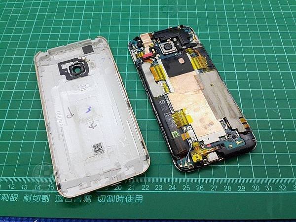 hTC M9 泡水不開機