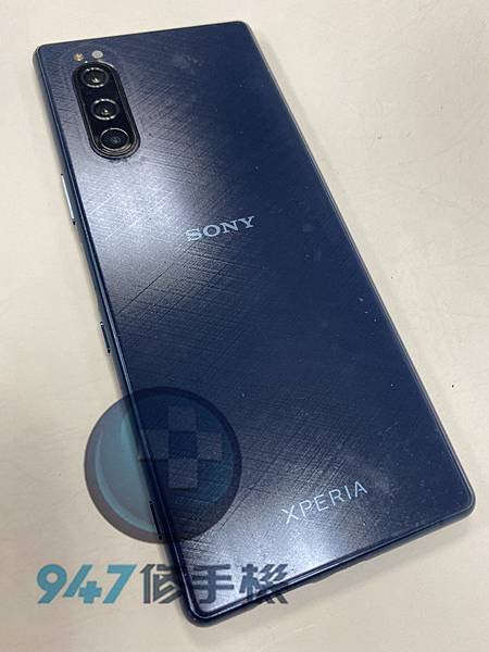 SONY X5手機維修_面板更換_電池更換01.jpg