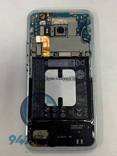 HTC U11 手機維修_電池更換_尾插模組更換02.jpg