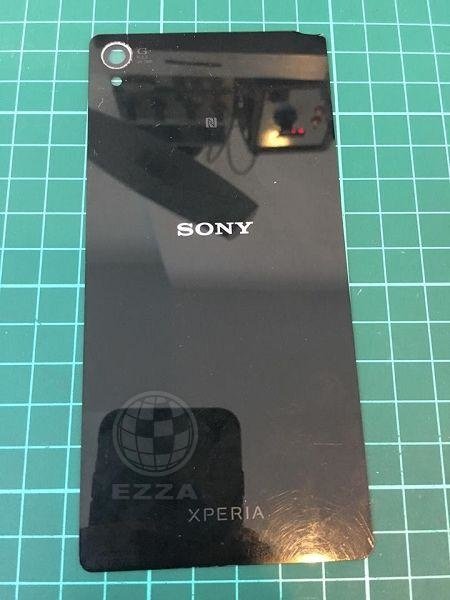 Sony Z3背蓋原來也會破