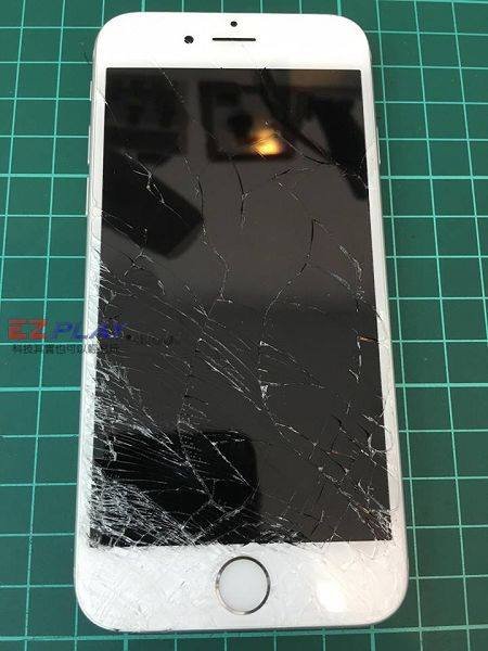 iphone6s 用沒多久就摔破了