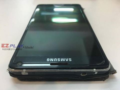 三星Note4摔到面板開口笑