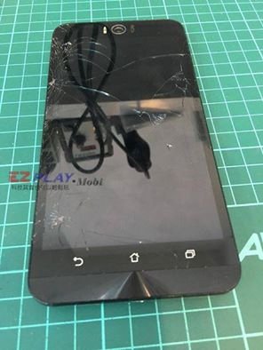 ASUS Z00UD面板破裂n