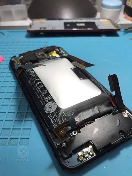 HTC 蝴蝶S要爆了 (1)