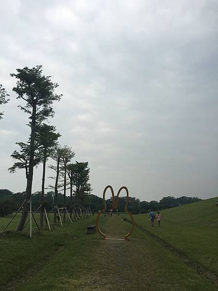 八里左岸