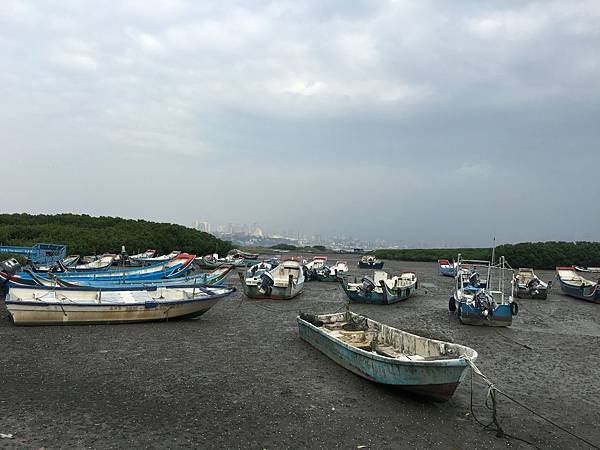 八里左岸