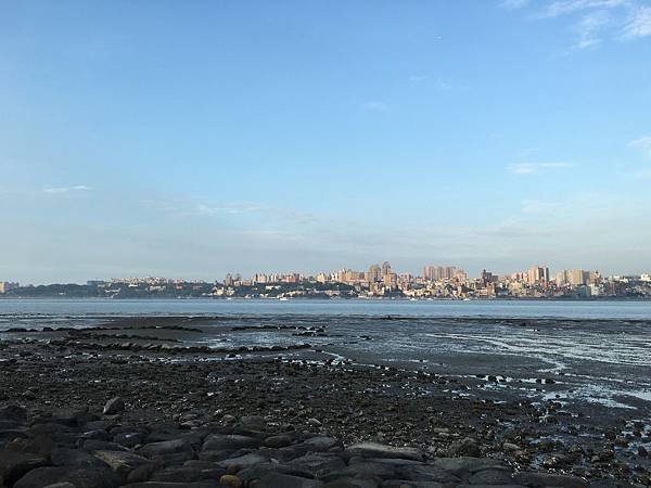 八里左岸