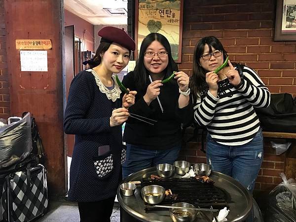 新村站著吃韓牛