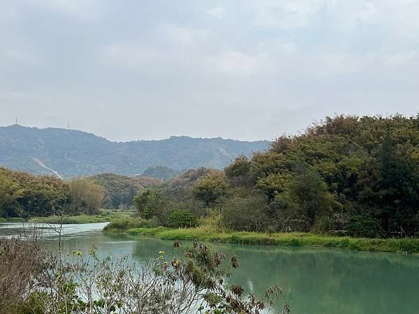 湖光山舍