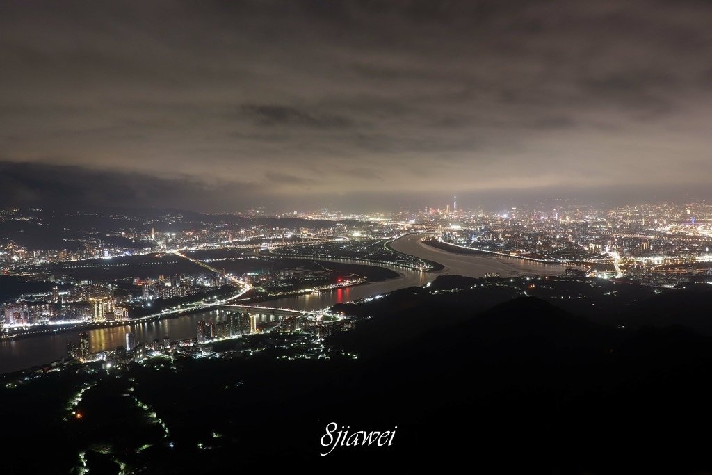 【觀音山硬漢嶺夜景】來臺北必看的百萬夜景，千萬不要錯過！｜臺