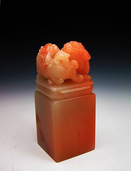 紅善伯雙獅鈕章-1
