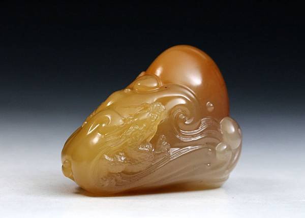 石瑞_海水龍(瑪瑙凍高山)-4.jpg