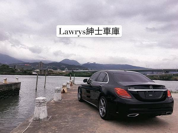 Lawrys紳士車庫2.jpg