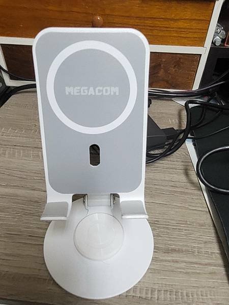 試用心得_【MEGACOM】360°旋轉可折疊手機架