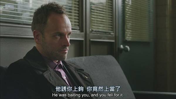 福爾摩斯：演繹法.Elementary.S02E09.On.The.Line.720p.HDTV.X264[(044465)14-52-50]