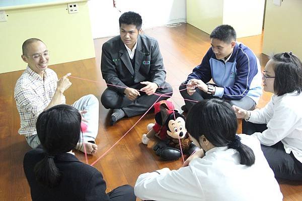 自己設計體驗活動與帶領，更有機會和青少年建立緊密的關係.JPG