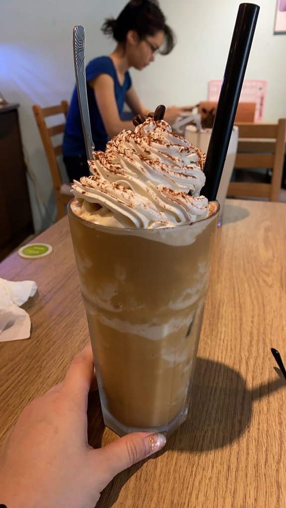 寵物餐廳 法鬥 柯基 下午茶 寵物友善