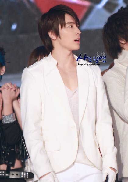 101229sbs2donghae10.jpg