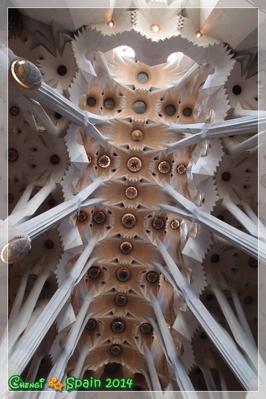 TEMPLO DE LA SAGRADA FAMILIA 039.JPG