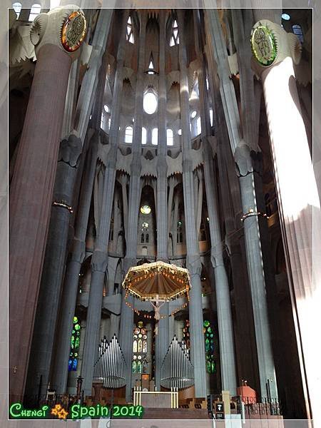 TEMPLO DE LA SAGRADA FAMILIA 089.jpg