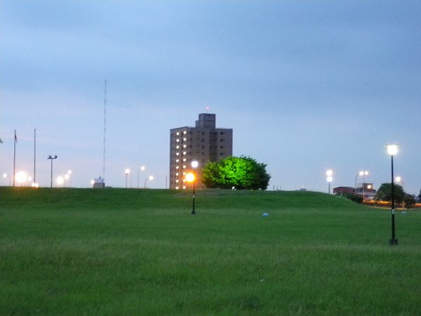 華中河濱公園