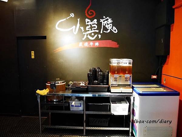 【中和美食】小惡魔炭燒牛排 內用免費送湯品、飲料、冰淇淋無限供應 (10).JPG