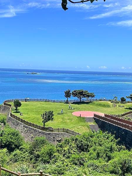 知念岬公園~~沖繩南部的海角天崖