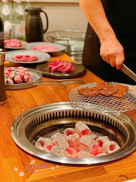 [台北]&lt;吃-Food&gt; GyuB Yakiniku 牛B焼