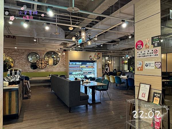 [台北]吃-Food 22:02 微風廣場店 寬敞又健康