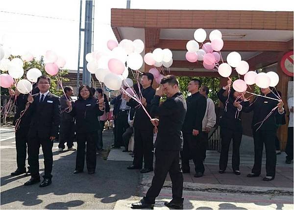 隆田車站告別式.jpg