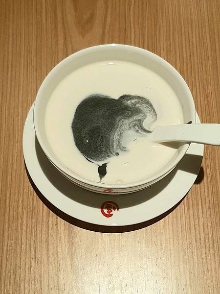 進駐台中新光三越米其林一星-港式甜品店-佳佳甜品