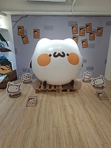JINART 台中逢甲旗艦店-胸毛公寓-到處都是貓貓怪~即日