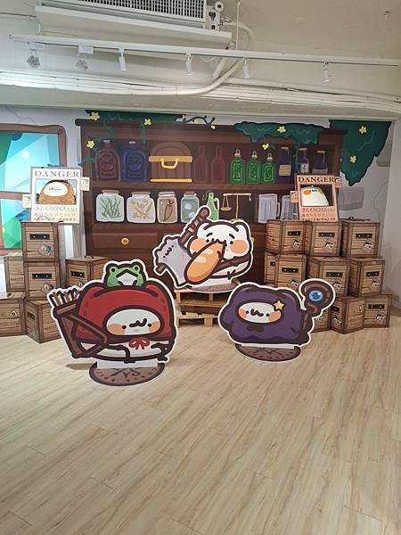 JINART 台中逢甲旗艦店-胸毛公寓-到處都是貓貓怪~即日