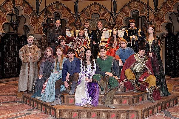 reparto_completo_toledo_cruce_de_destinos