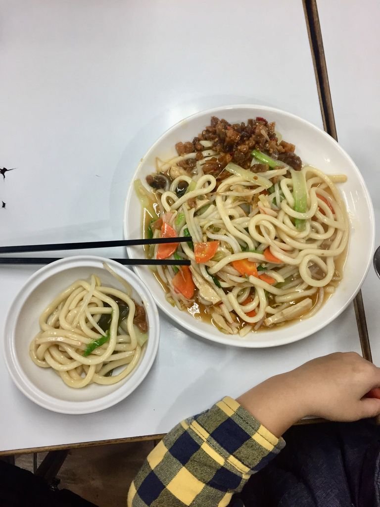 夜市蔬食篇-公館夜市公館美食之蔬食選擇超級多!【丁小羽食記篇】