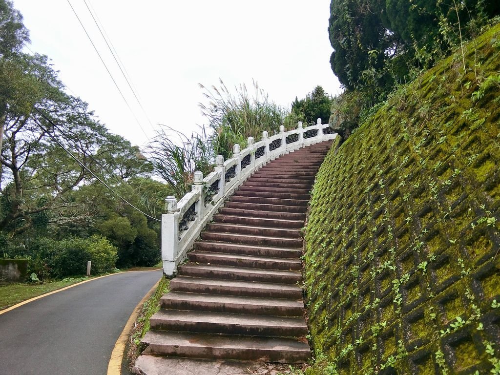 新北三峽登山-鳶山登山步道-三峽老街一覽無遺美景+夜景【丁小羽登山篇】