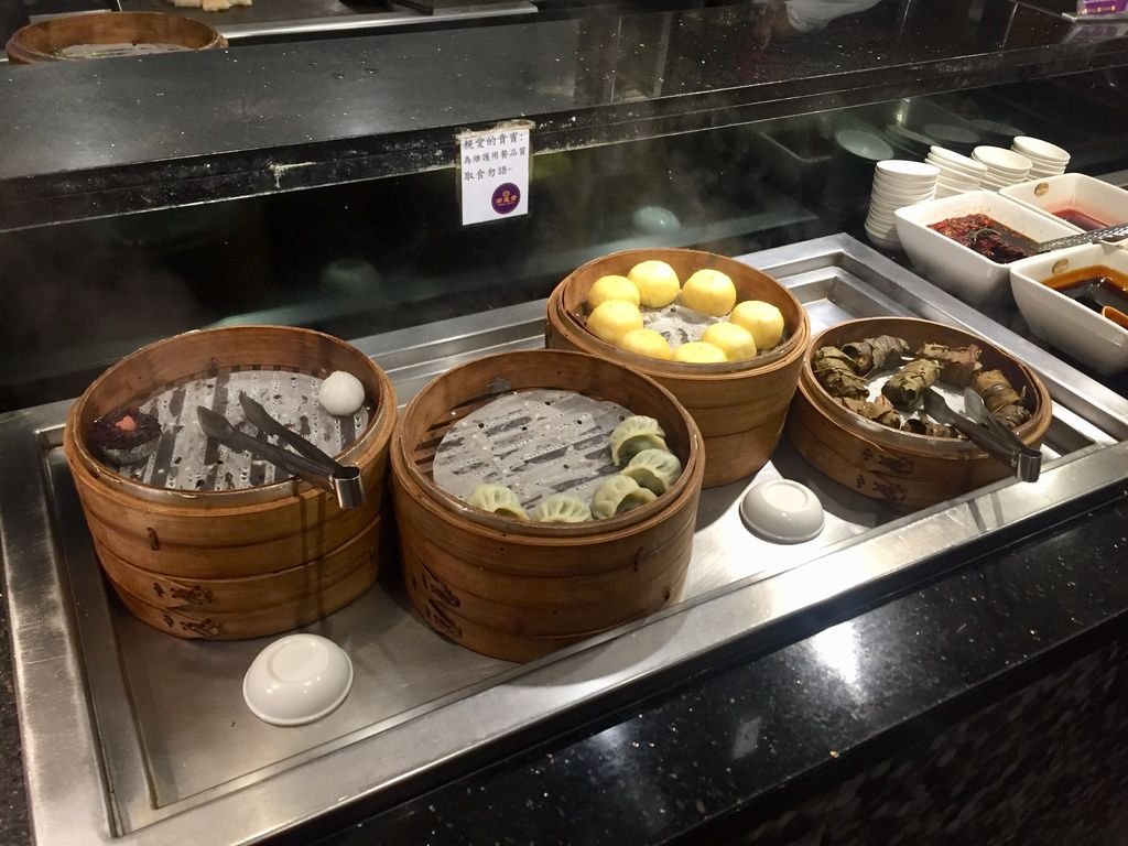 台北松山區素食-吃到飽的異國素食餐廳推薦-御蓮齋素食餐廳【丁小羽食記篇】