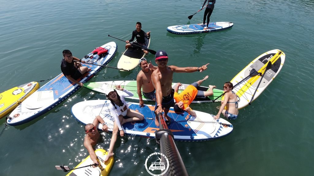 台北一日遊新玩法！今年夏天一定要玩的水上運動-SUP立槳衝浪【丁小羽旅遊篇】