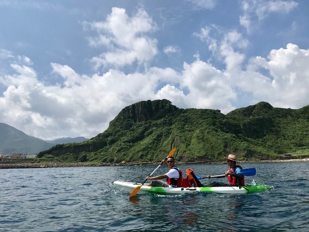 北海岸一日遊之新北瑞芳景點-象鼻岩.酋長岩是玩獨木舟的絕佳地點