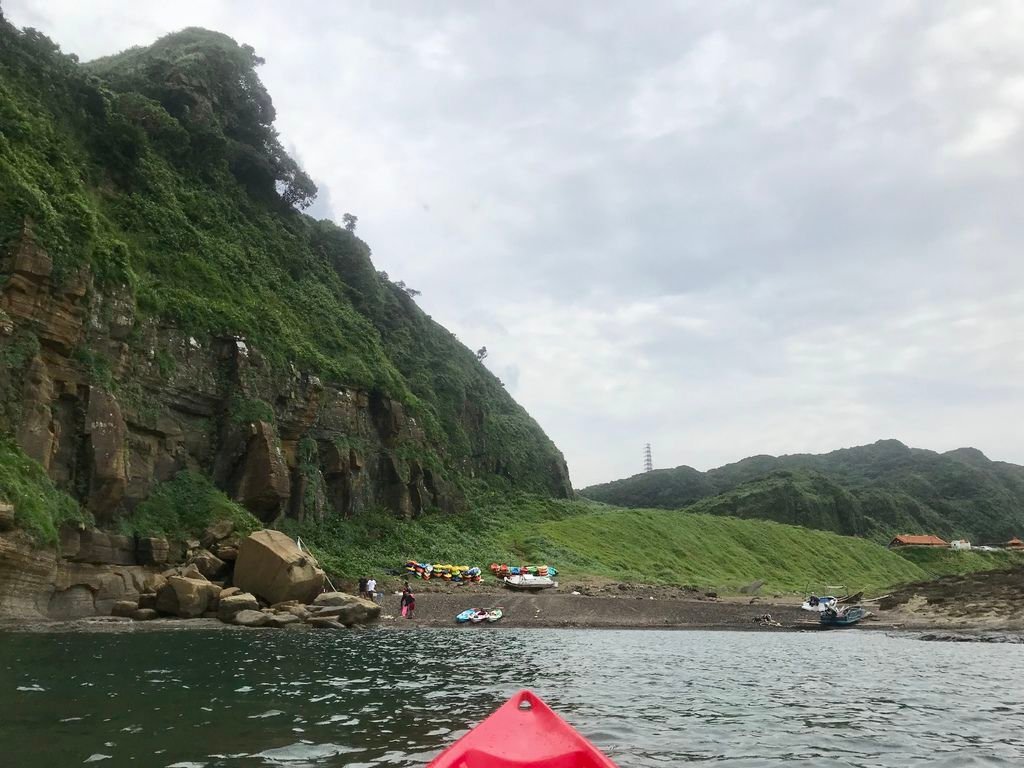 北海岸一日遊之新北瑞芳景點-象鼻岩.酋長岩是玩獨木舟的絕佳地點