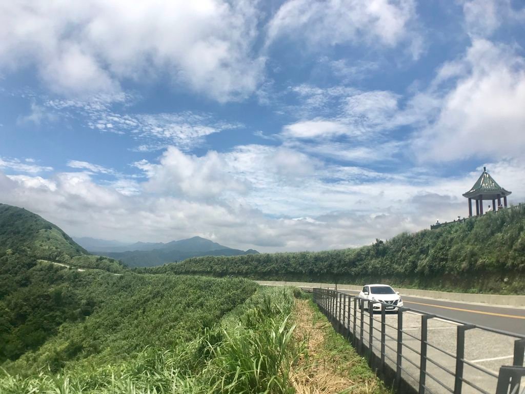 新北登山-瑞芳景點-走訪金字碑古道、寂寞公路跟不厭亭【丁小羽登山篇】