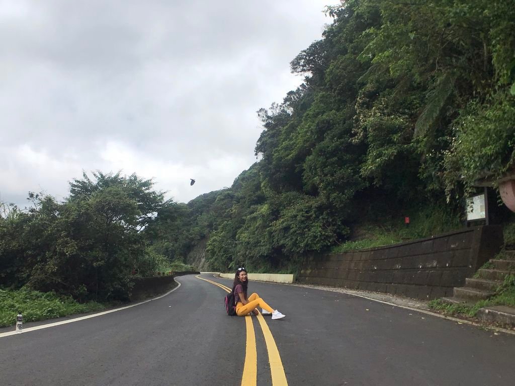 新北登山-瑞芳景點-走訪金字碑古道、寂寞公路跟不厭亭【丁小羽登山篇】