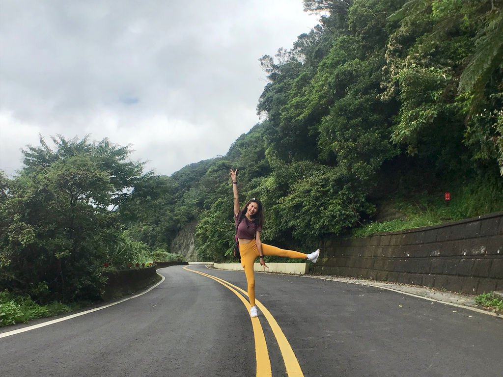 新北登山-瑞芳景點-走訪金字碑古道、寂寞公路跟不厭亭【丁小羽登山篇】