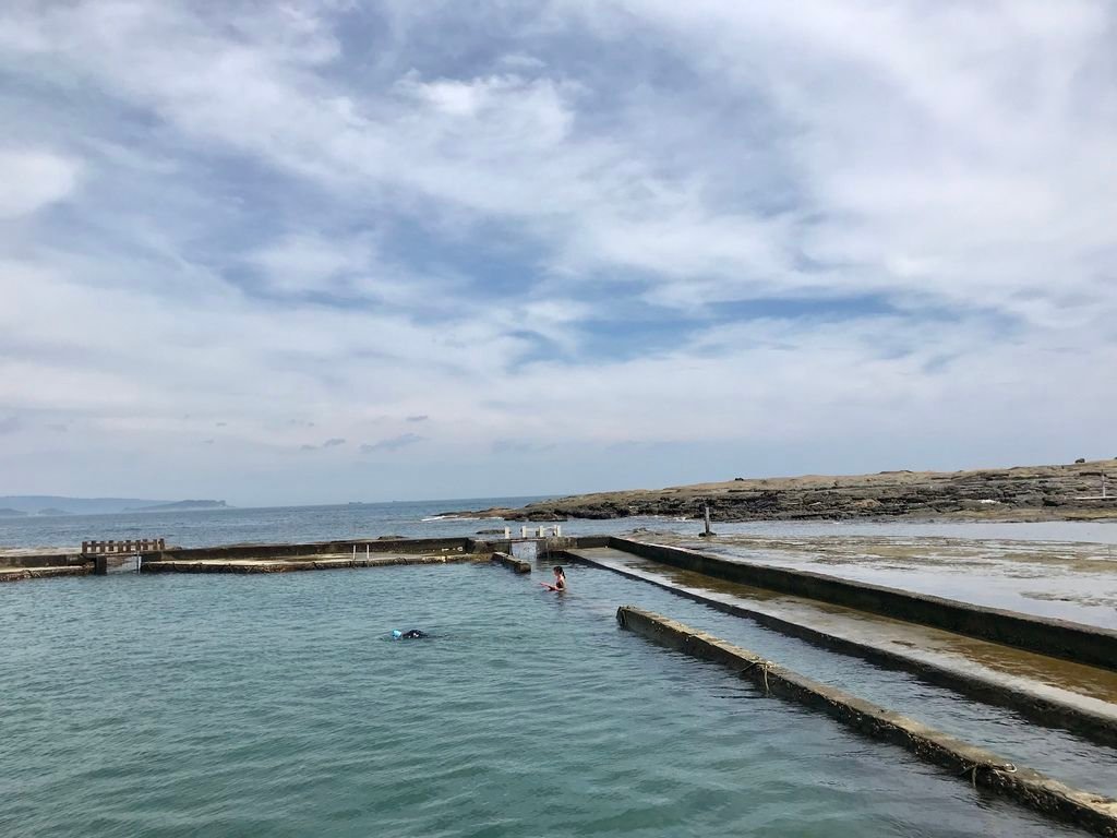 基隆一日遊的基隆景點-露天無邊際海水遊泳池的和平島公園【丁小羽旅遊篇】