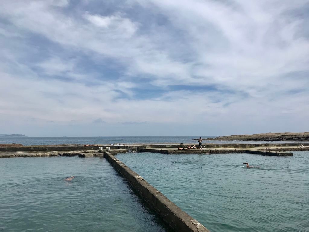 基隆一日遊的基隆景點-露天無邊際海水遊泳池的和平島公園【丁小羽旅遊篇】