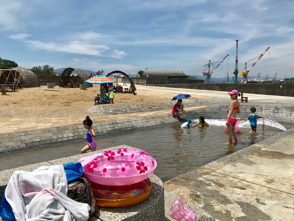 基隆一日遊的基隆景點-露天無邊際海水遊泳池的和平島公園【丁小羽旅遊篇】