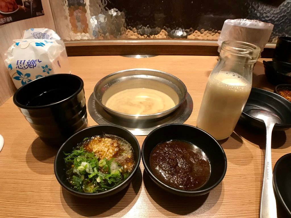 永和美食-村上村屋Muraya Hot Pot永和店的素食火鍋，是蔬食者的吃鍋首選